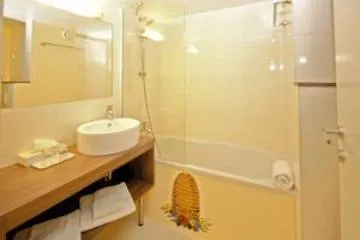 Ramada Vienna South